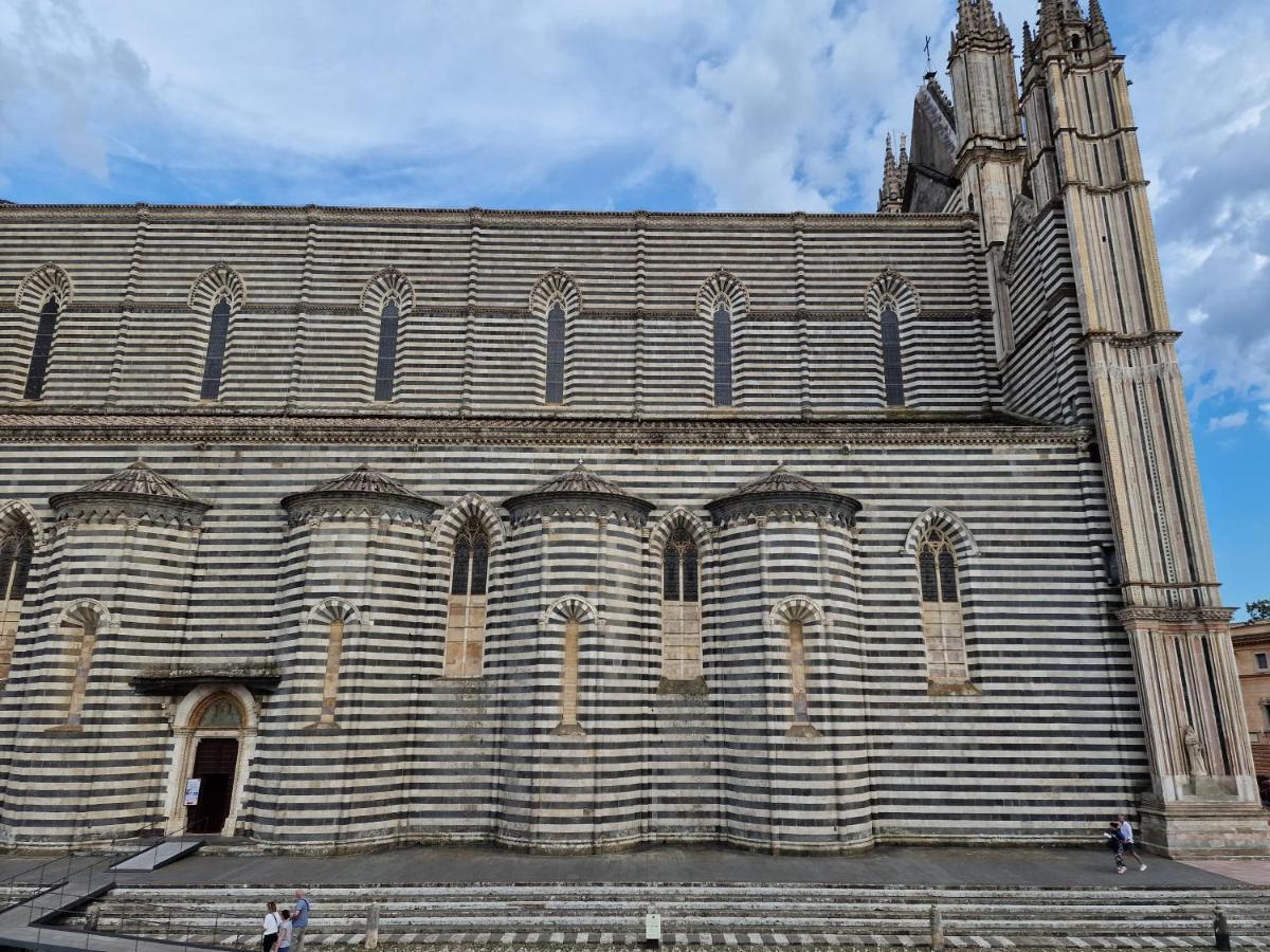 Bed and Breakfast Residenza Duomo Орвието Экстерьер фото